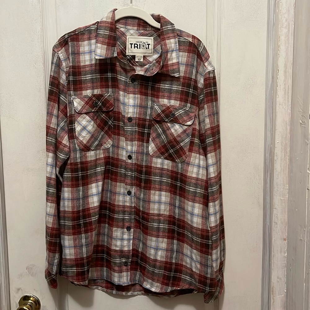 House of Triot Red & Brown Flannel NWT